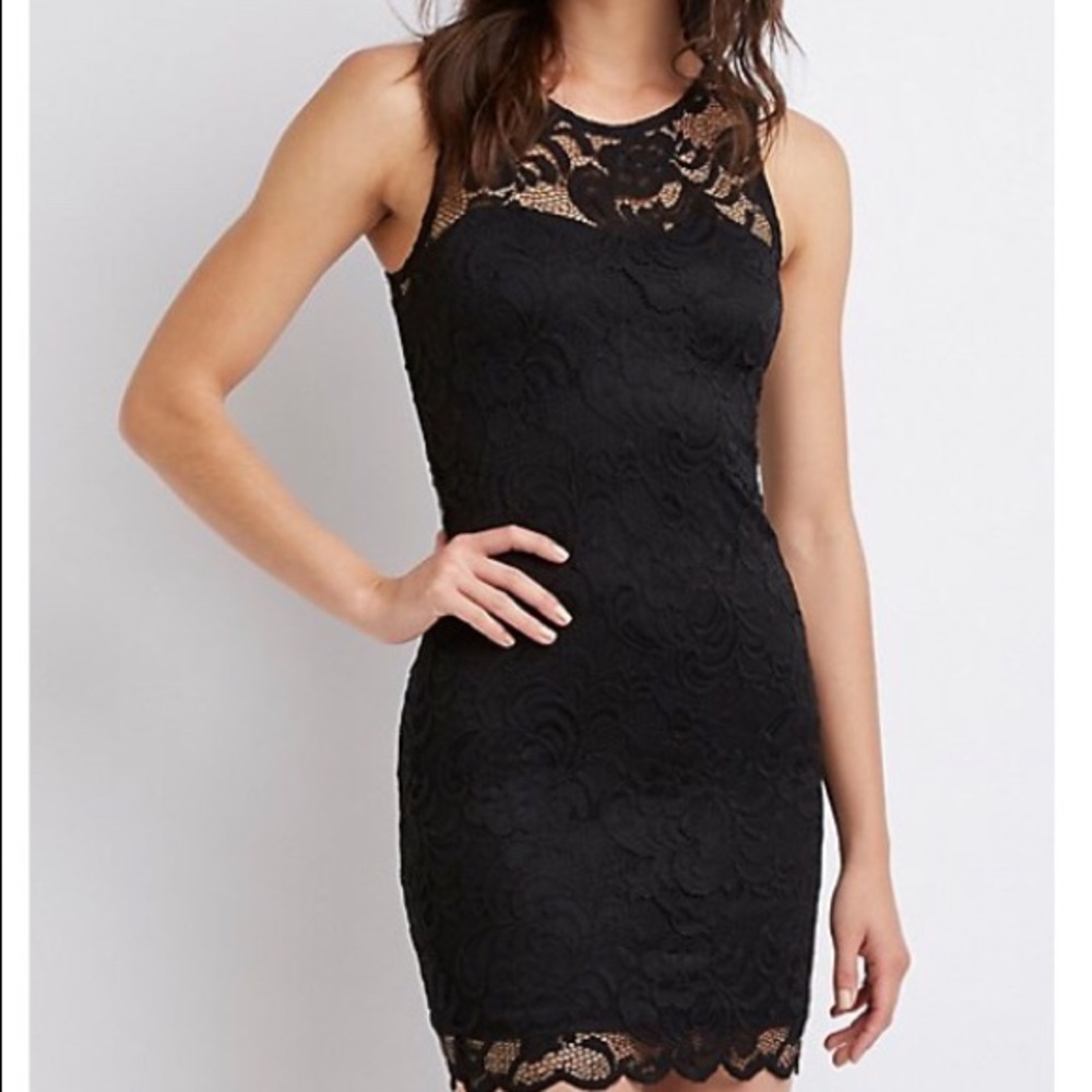 NWOT Charlotte Russe Scalloped Lace Bodycon Dress